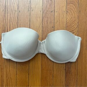 Maidenform nude strapless bra 34D EUC